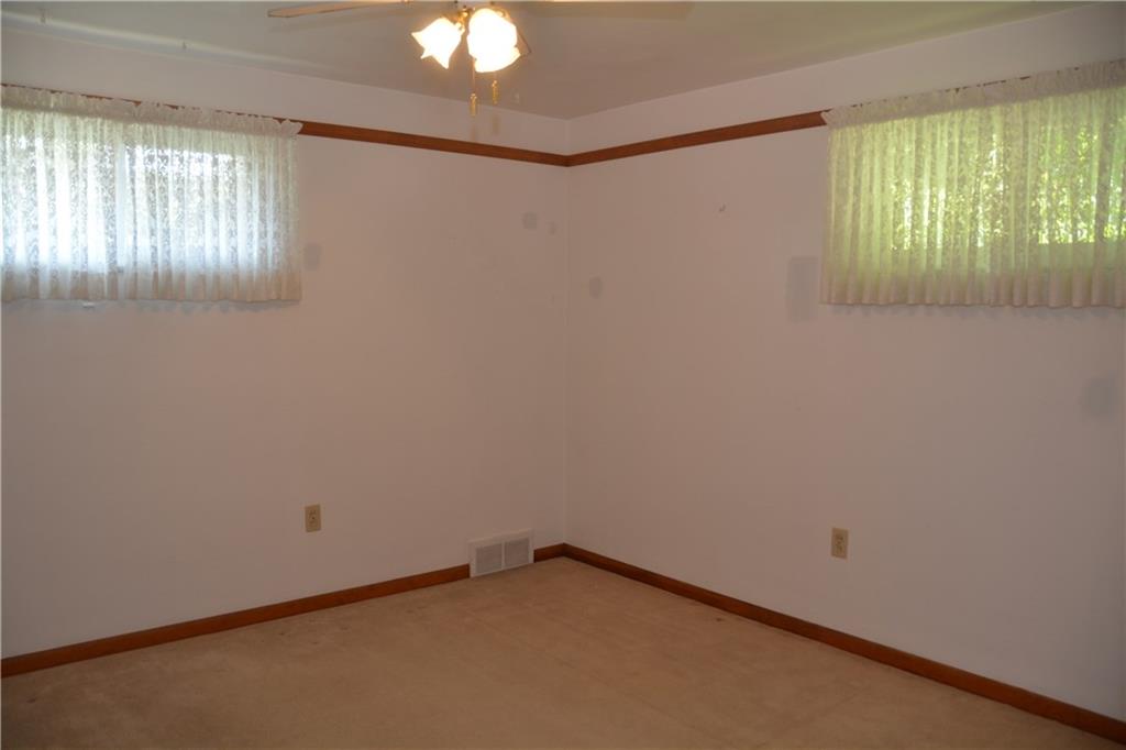 113 Reis Run Road Pittsburgh, PA 15237 - Photo 9 of 17