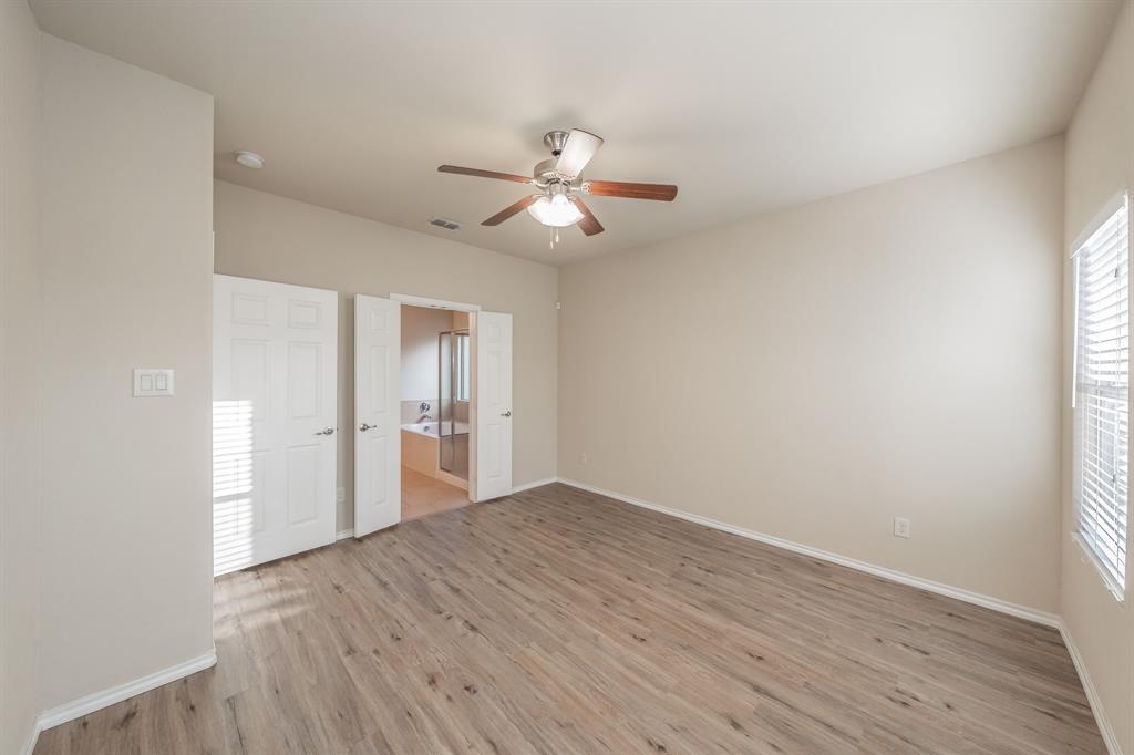 643 Alexander Street Grand Prairie, TX 75051 - Photo 21 of 40