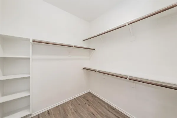 $2,095 | 643 Alexander Street, Grand Prairie, TX 75051