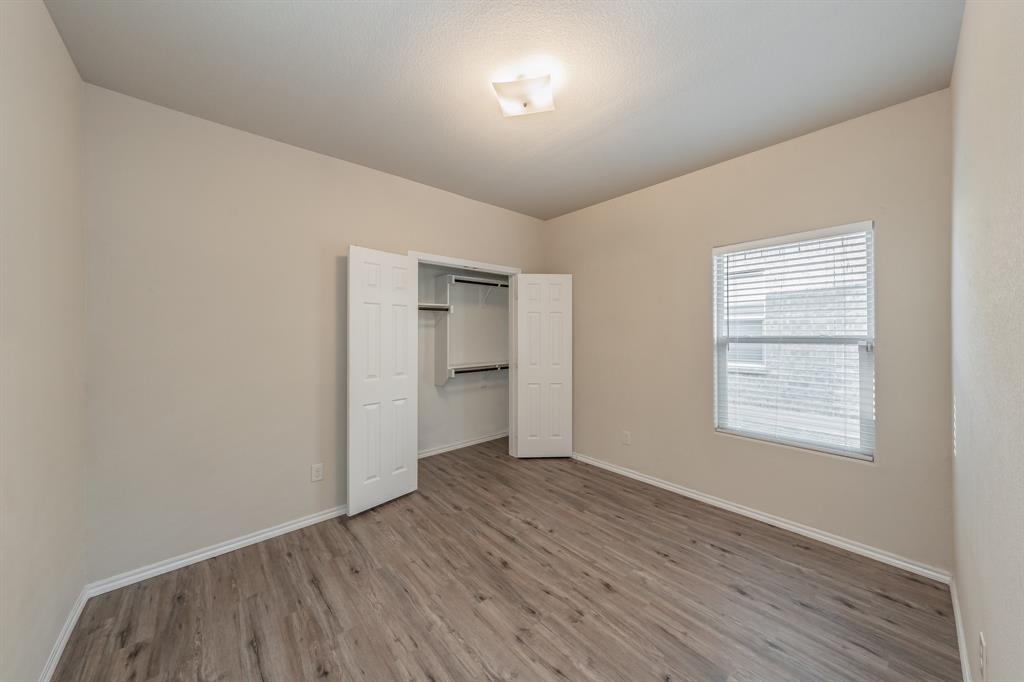 643 Alexander Street Grand Prairie, TX 75051 - Photo 29 of 40