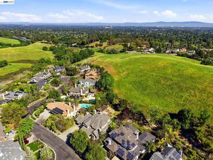 $5,295,000 | 10507 Manzanita Court, Cupertino, CA 95014