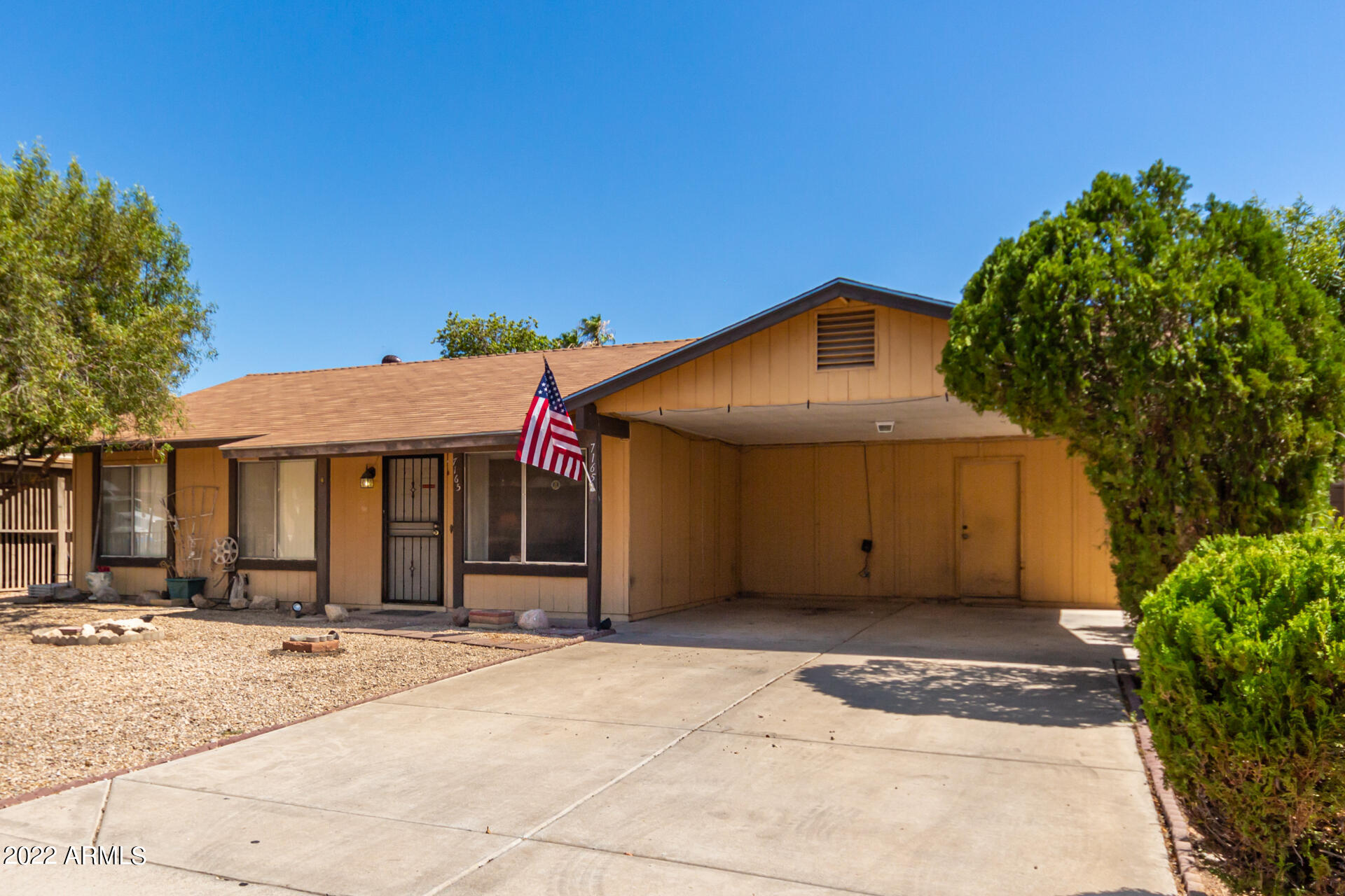 7165 West Osborn Road Phoenix, AZ 85033 - Photo 3 of 27 0003-3-Osborn
