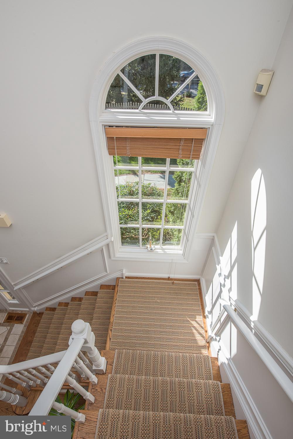 427 Waynesbrooke Road Berwyn, PA 19312 - Photo 19 of 30 Sunny Staircase