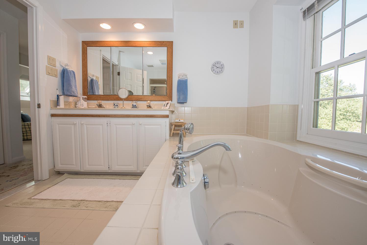 427 Waynesbrooke Road Berwyn, PA 19312 - Photo 25 of 30 Master Bathroom