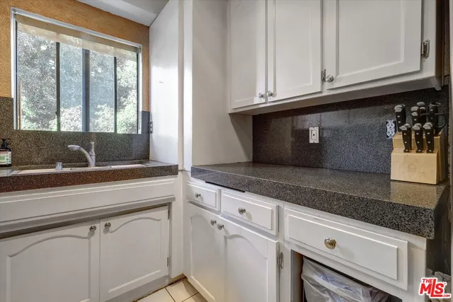 $499,000 | 1355 North Sierra Bonita Avenue, Unit 411, West Hollywood, CA 90046