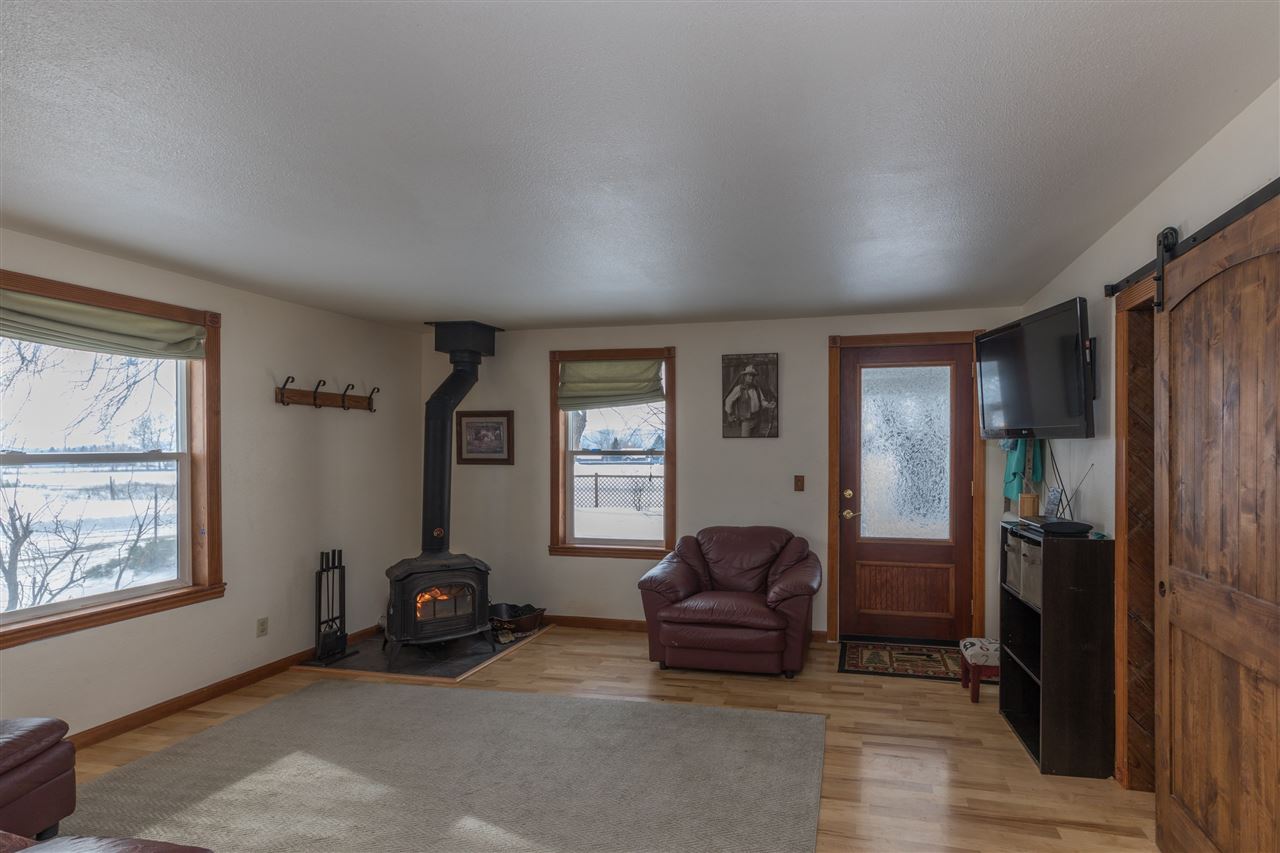 38818 North Short Road Deer Park, WA 99006 - Photo 9 of 20