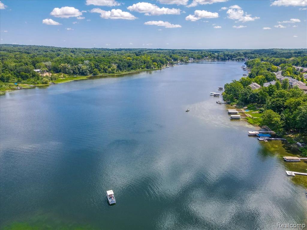 1155 Seabury Drive Lake Orion, MI 48362 - Photo 40 of 41