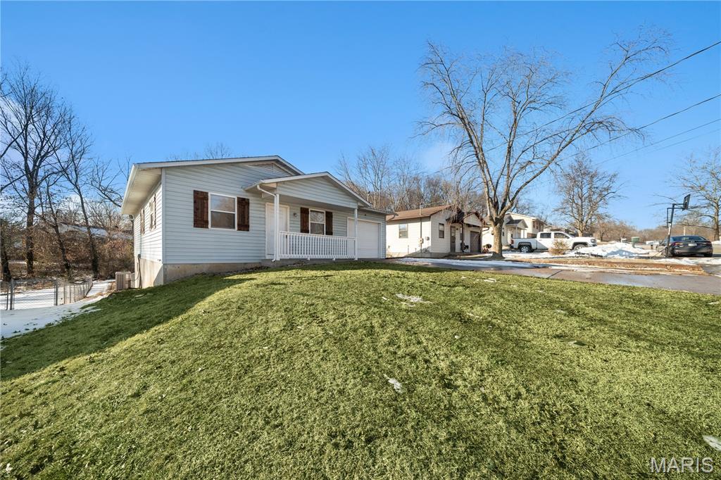 723 August Street Jackson, MO 63755 - Photo 2 of 24