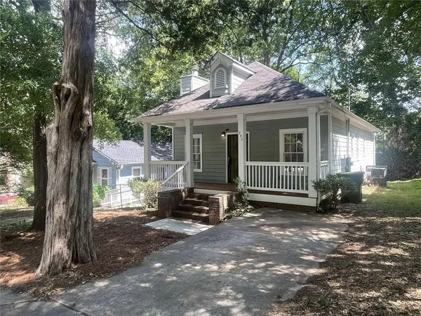 $1,900 | 994 Sims Street Southwest, Atlanta, GA 30310