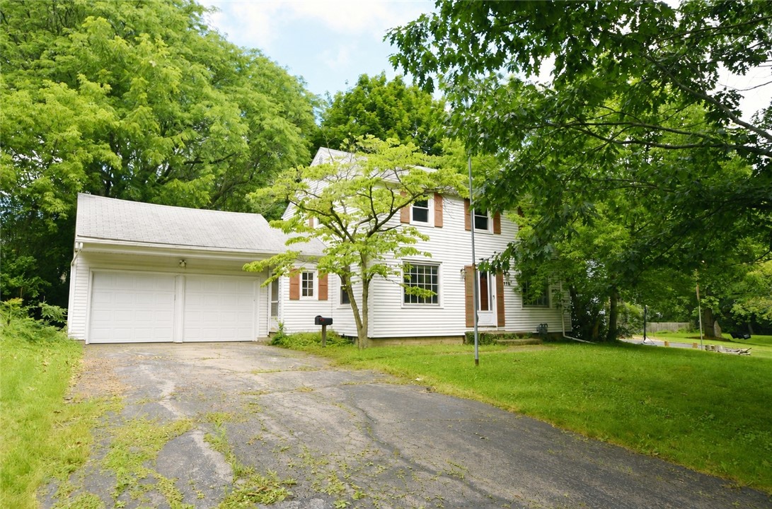 376 Belmeade Road Irondequoit, NY 14617 - Photo 1 of 34