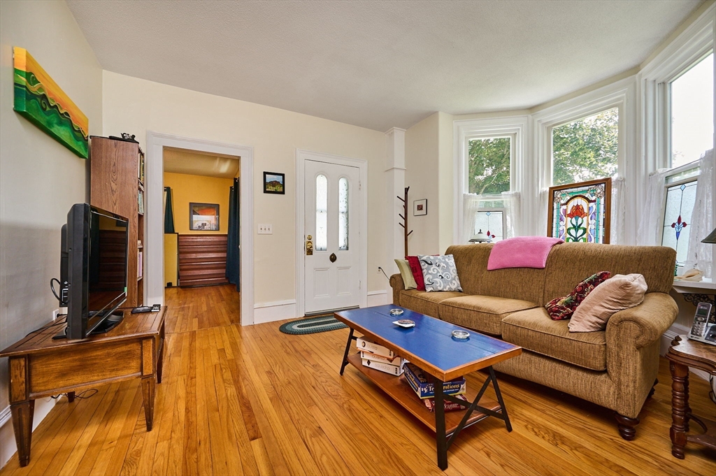 2 Pleasant Street Huntington, MA 01050 - Photo 9 of 36