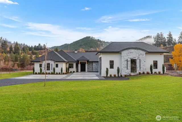 $2,874,000 | 162 Still Lane, Leavenworth, WA 98826