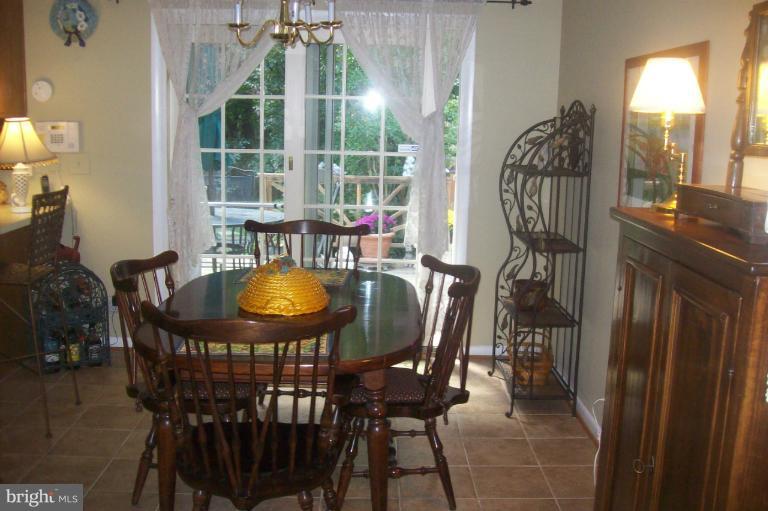 2 Aquarius Court Silver Spring, MD 20906 - Photo 3 of 18 Dining Room