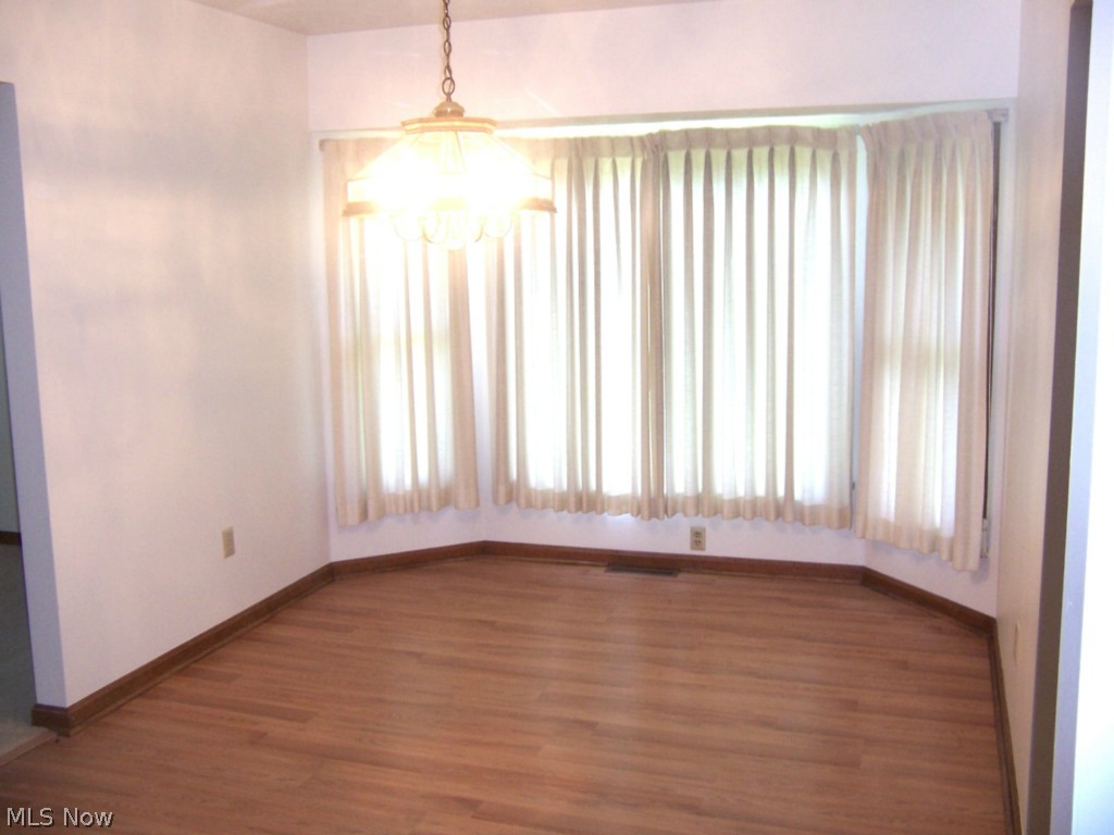 7090 Chapel Road Madison, OH 44057 - Photo 13 of 21 Formal Dining Room