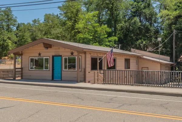 $240,000 | 30890 Highway 3, Weaverville, CA 96093