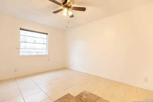 $700 | 1903 Anchor Drive, Unit 1, San Antonio, TX 78213