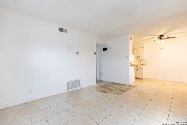 $700 | 1903 Anchor Drive, Unit 1, San Antonio, TX 78213