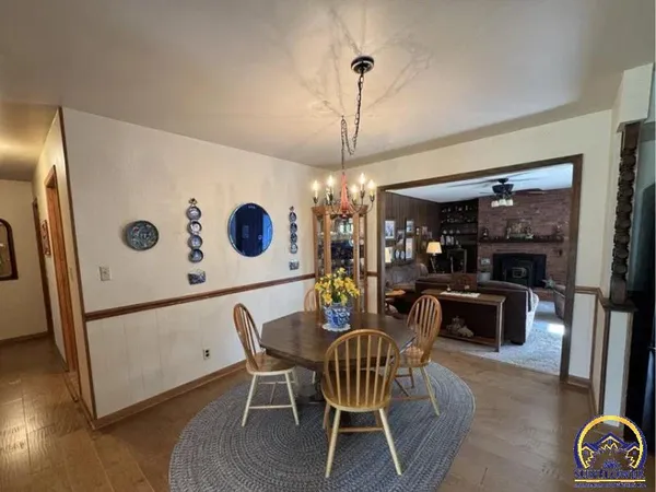 $239,000 | 106 Kansas Avenue, Hiawatha, KS 66434