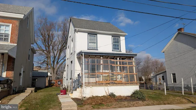 $1,800 | 421 Broad Street, Oxford, PA 19363