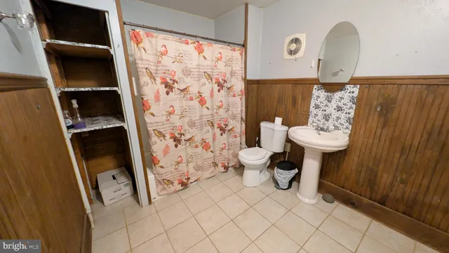 $1,800 | 421 Broad Street, Oxford, PA 19363