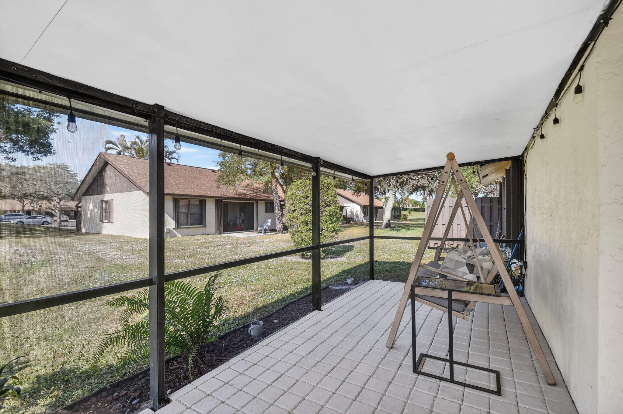 117 Vía De Casas Norte Boynton Beach, FL 33426 - Photo 22 of 31 a view of deck with patio