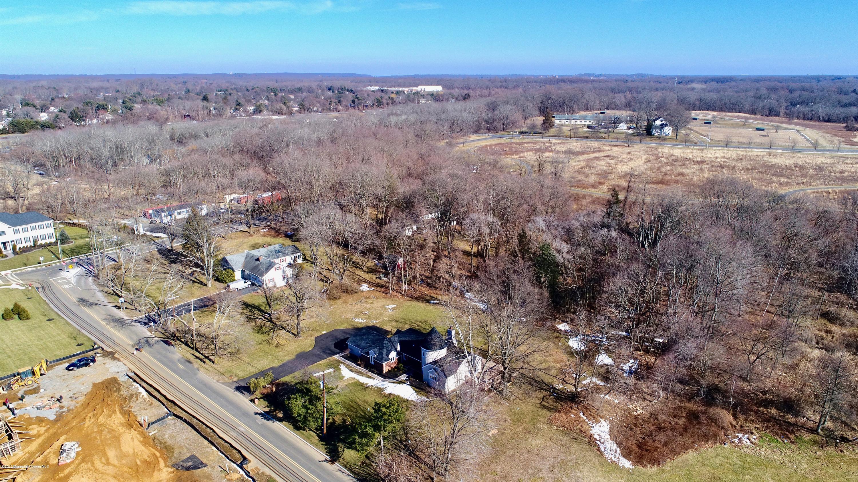 206 Sunnyside Road Lincroft, NJ 07738 - Photo 8 of 39 009_41076718