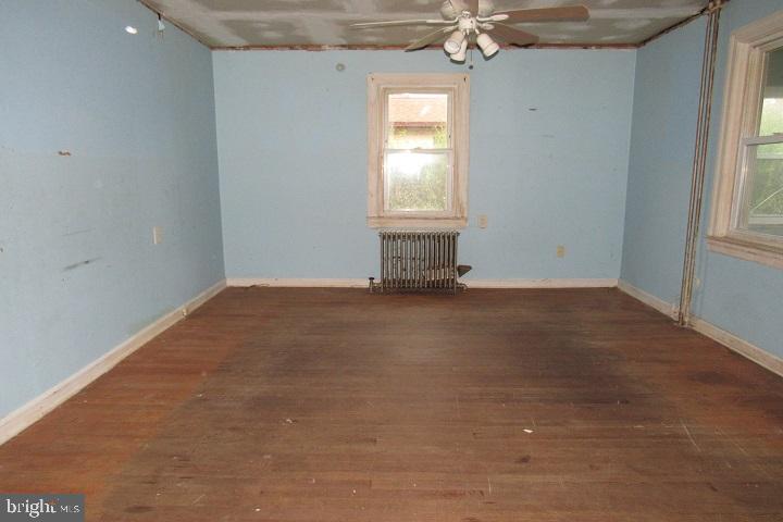 22 Deptford Road Glassboro, NJ 08028 - Photo 3 of 16