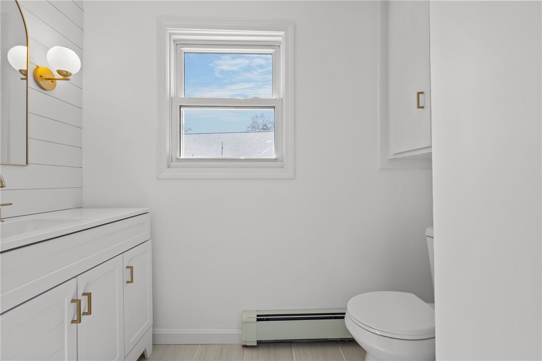 176 Horse Neck Road Warwick, RI 02889 - Photo 18 of 42