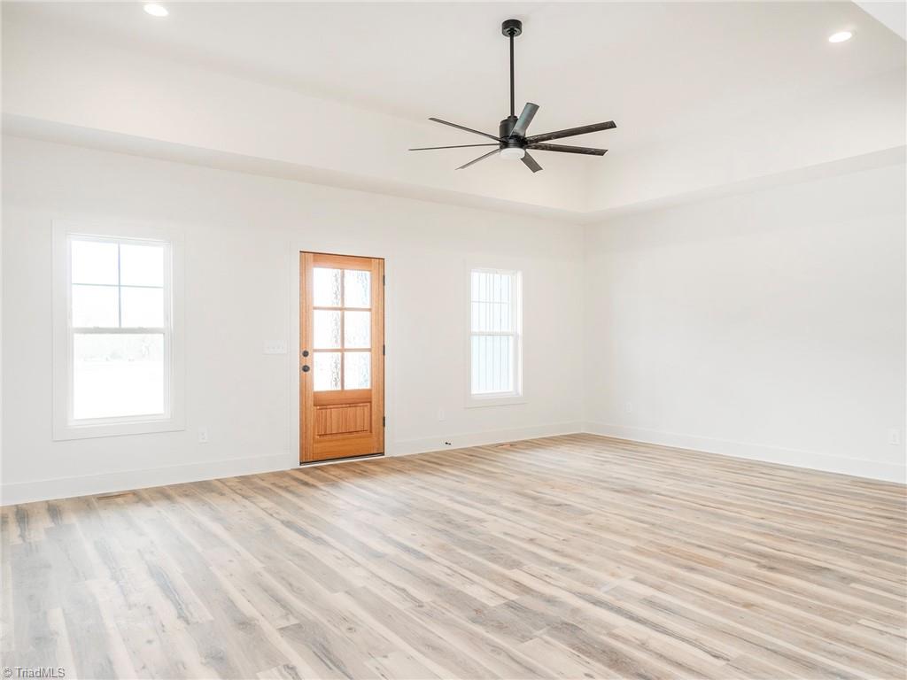 3113 Rogers Road Graham, NC 27253 - Photo 7 of 29 Gallery Image 7