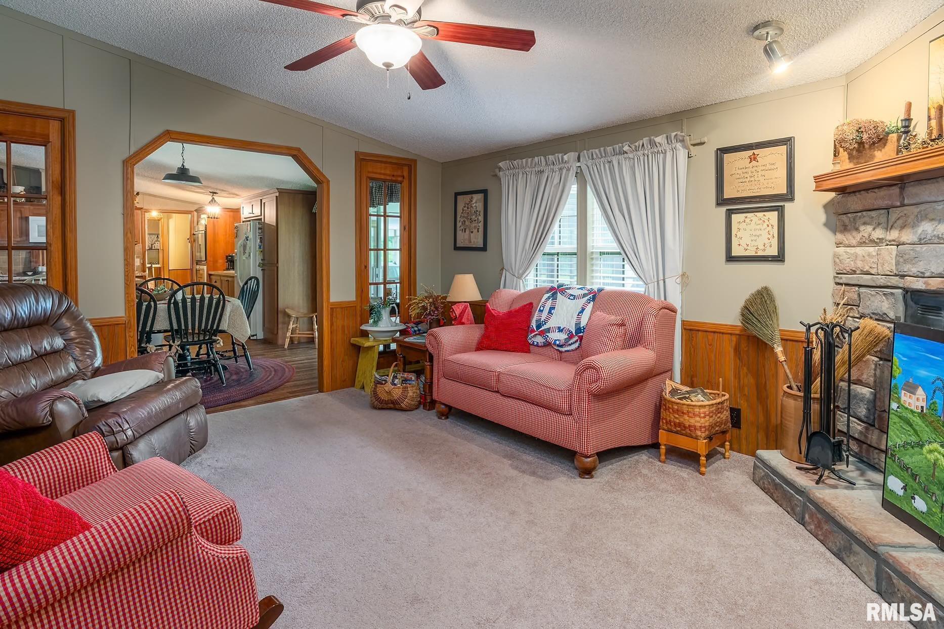 1380 Woolard Road Eldorado, IL 62930 - Photo 18 of 49