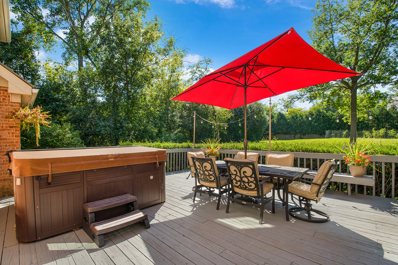 100 Boardman Court Lake Bluff, IL 60044 - Photo 30 of 33 an outdoor sitting area with furniture and wooden deck