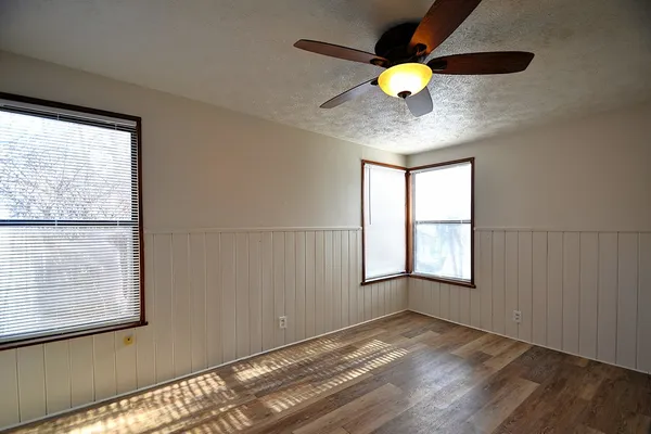 $1,500 | 1707 East A E Main Street, Kerrville, TX 78028