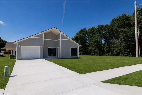 $234,000 | 1505 Ashton Way, Pittsburg, KS 66762