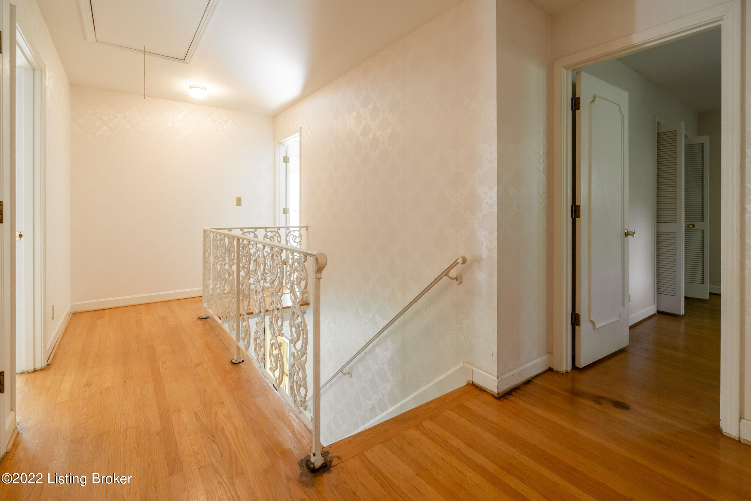 2104 Camargo Road Louisville, KY 40207 - Photo 20 of 36 2104 Camargo Rd-34