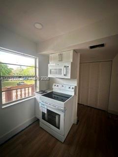 9272 Southwest 3rd Street, Unit 413 Boca Raton, FL 33428 - Photo 2 of 19