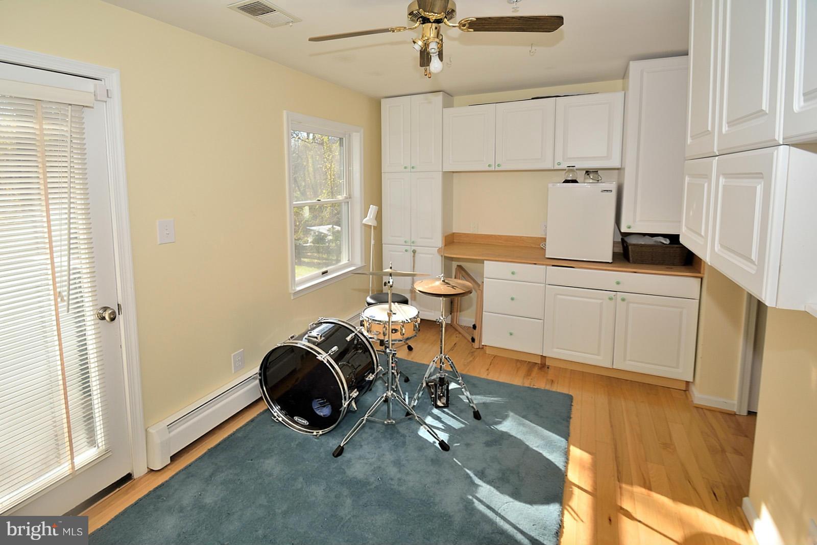 2800 Bryan Point Road Accokeek, MD 20607 - Photo 16 of 30 2nd Bedroom