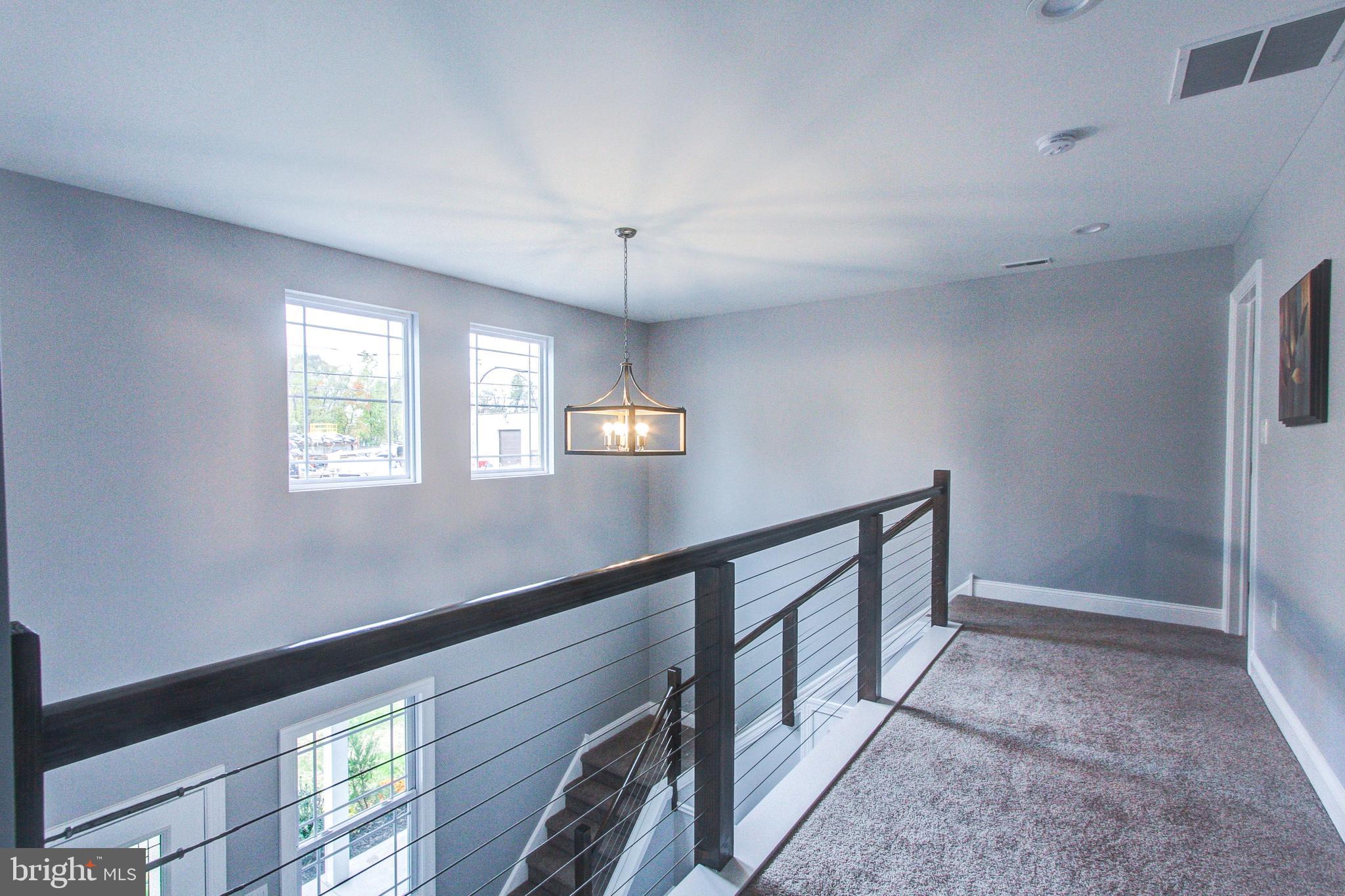 1517 River Road Croydon, PA 19021 - Photo 20 of 37 2nd Floor Walkway
