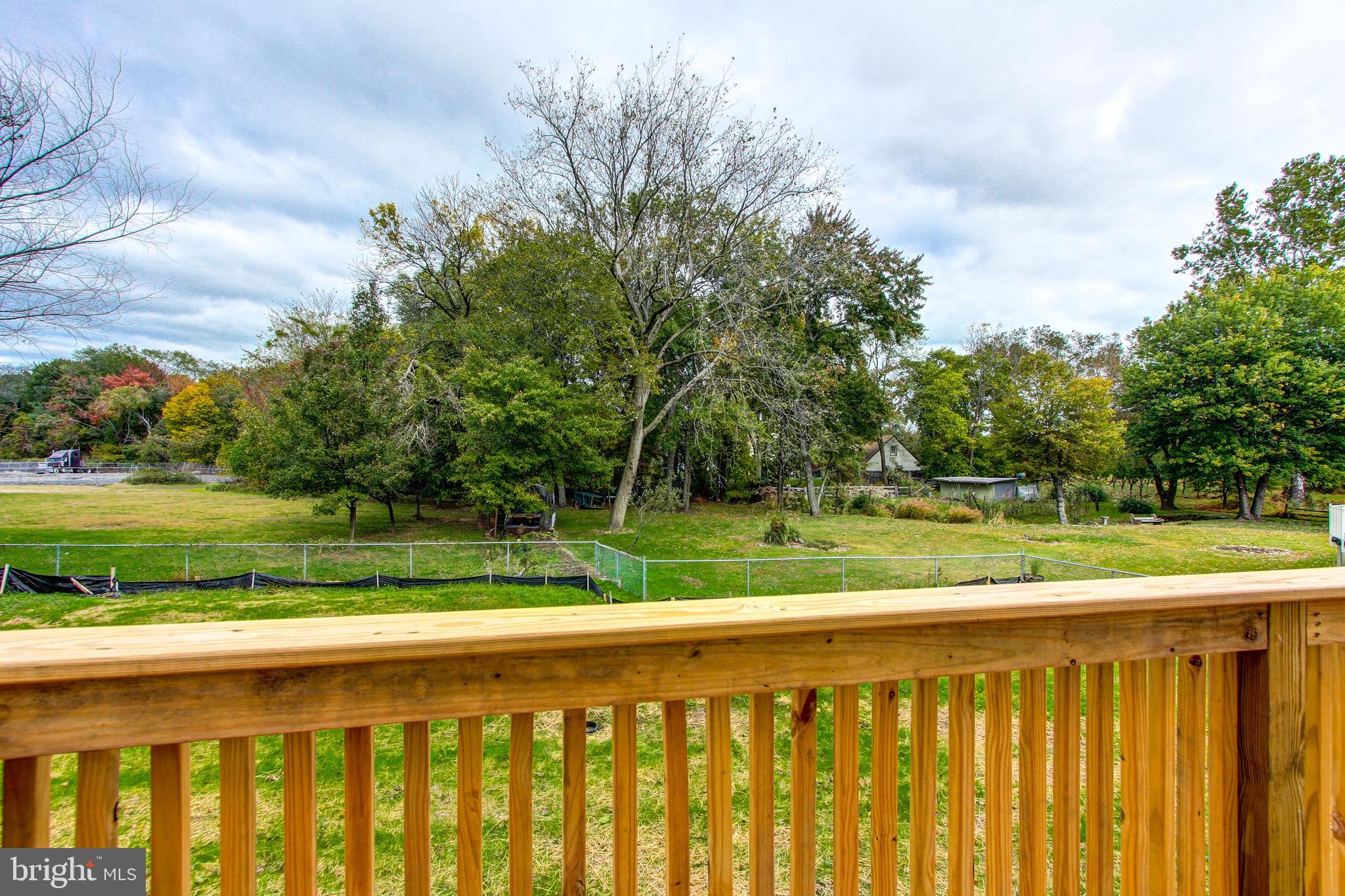 1517 River Road Croydon, PA 19021 - Photo 31 of 37 Back Yard View