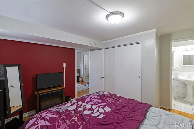 $280,000 | 2393 Wesford Drive, Maryland Heights, MO 63043