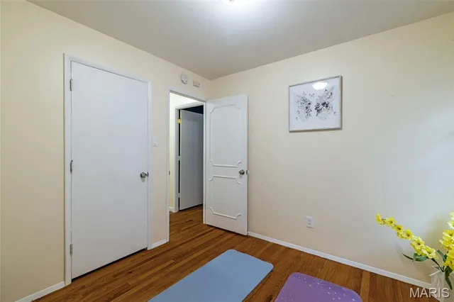 $280,000 | 2393 Wesford Drive, Maryland Heights, MO 63043