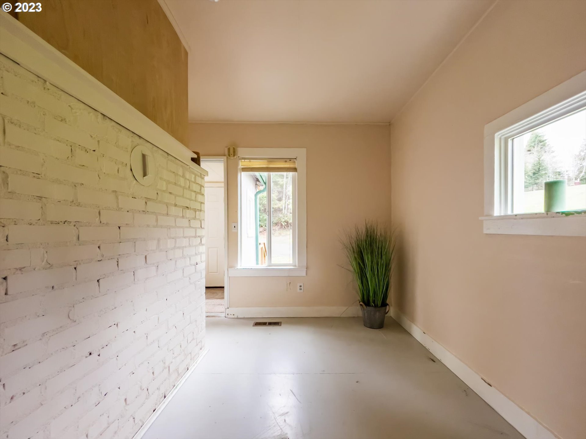 63657 Olive Barber Road Coos Bay, OR 97420 - Photo 11 of 34 a view of an empty room with a window