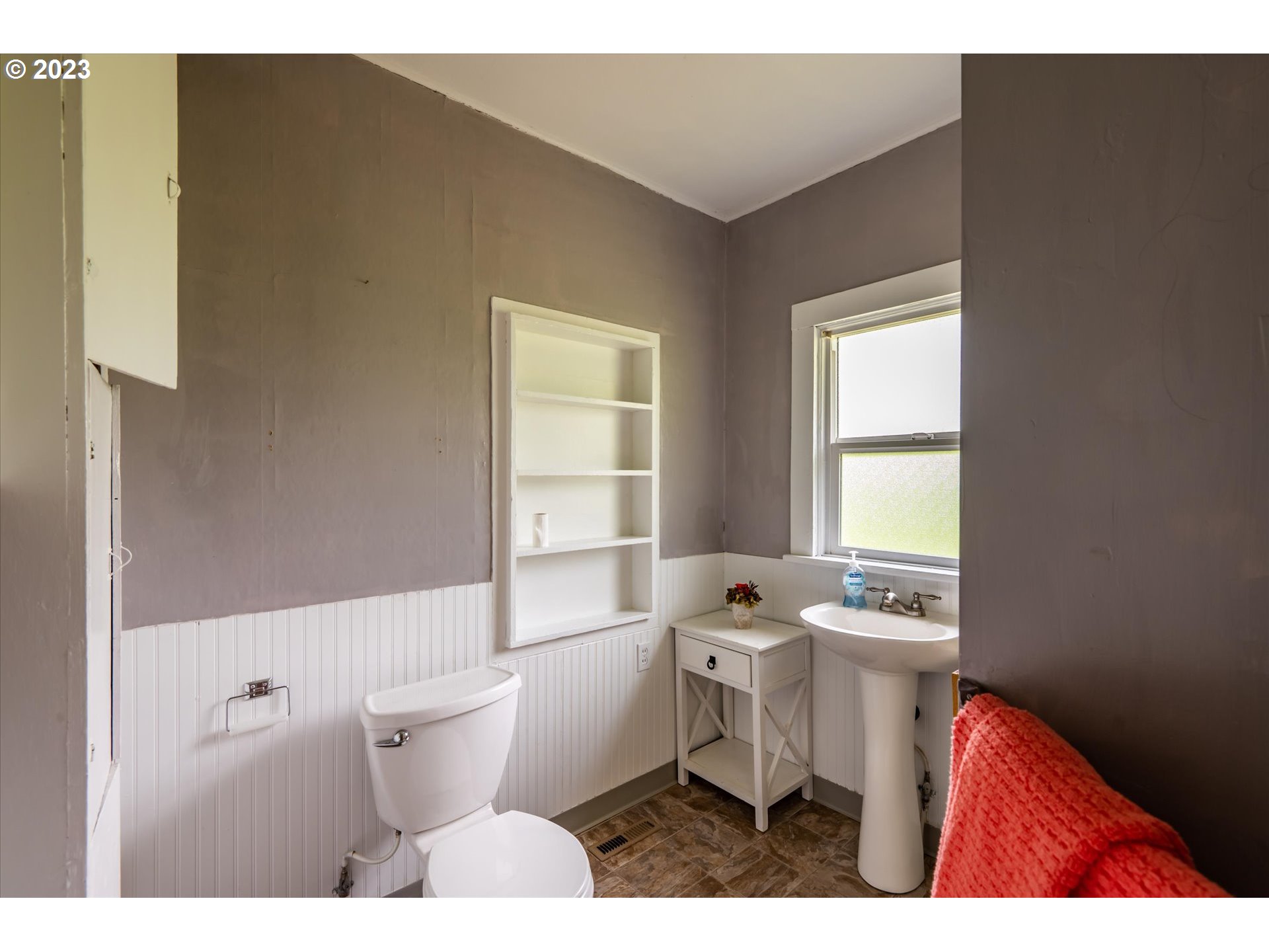 63657 Olive Barber Road Coos Bay, OR 97420 - Photo 15 of 34 a bathroom with a sink toilet and window