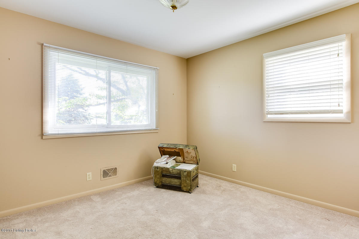 2708 Lamont Road Louisville, KY 40205 - Photo 19 of 28 2708 Lamont Rd-20