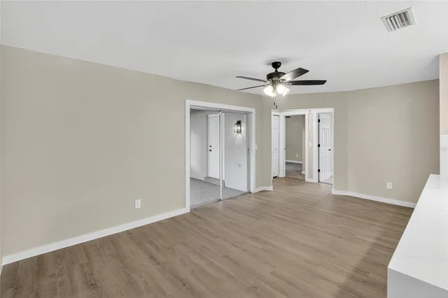 $369,000 | 423 Forest Oak Drive, Seffner, FL 33584