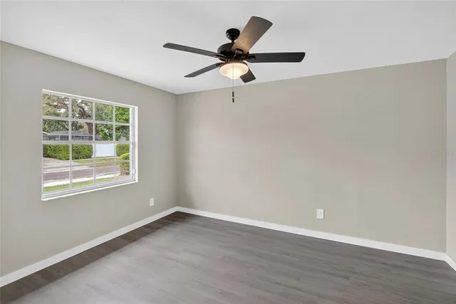 $369,000 | 423 Forest Oak Drive, Seffner, FL 33584