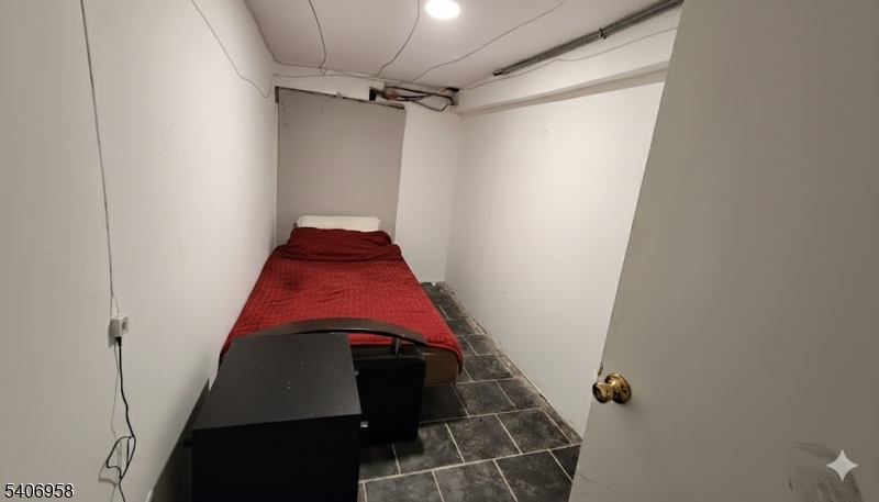 239 South 8th Street Newark, NJ 07103 - Photo 20 of 26