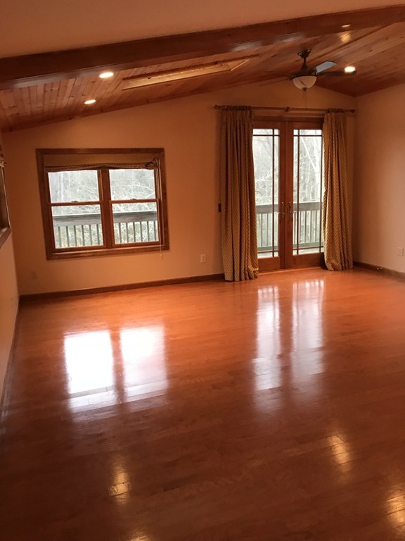 52 B Stillwater Road, Unit B Deerfield, MA 01373 - Photo 11 of 24 Gallery Image 11