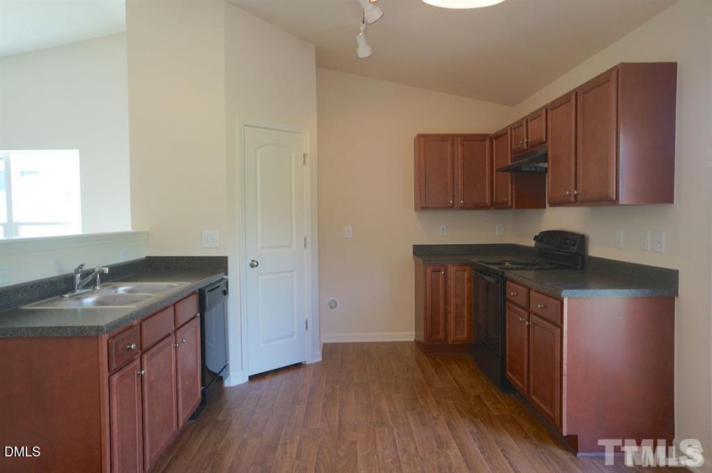 4720 Queen Pierrette Street Raleigh, NC 27610 - Photo 7 of 20 TRIANGLEMLS-2276412-6