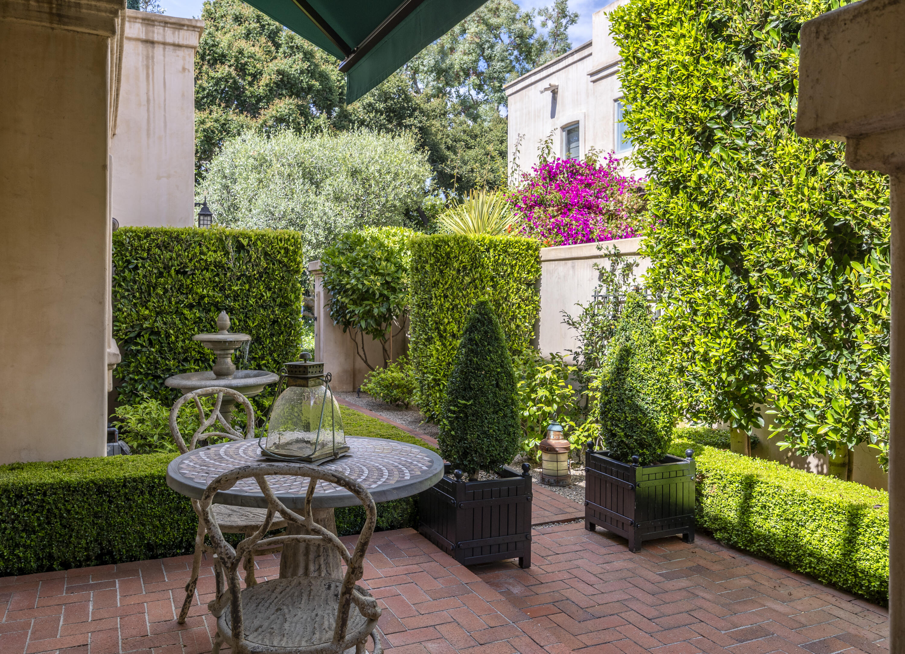 85 Depot Road Montecito, CA 93108 - Photo 14 of 14 a view of a chairs and table in the garden