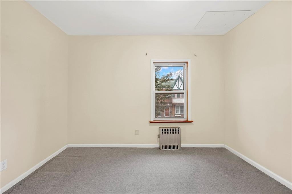 2602 Avenue T Brooklyn, NY 11229 - Photo 14 of 27 an empty room with a window